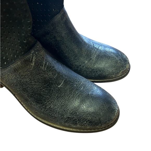 Diba True Was Too Ankle Distressed Black Women’s Boots Sz 9 - Picture 5 of 7